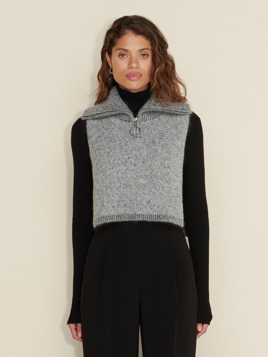 Tine Knit Zip Bib