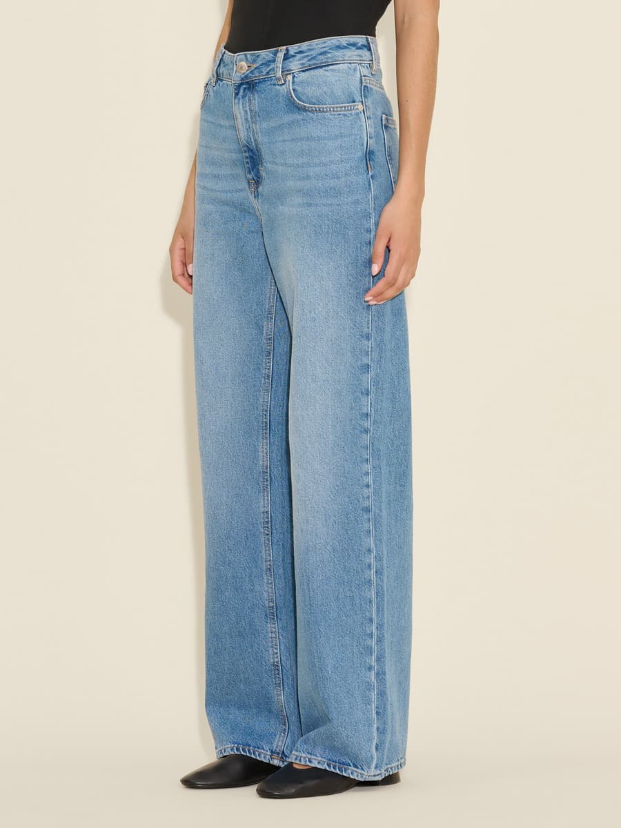 W Wide Jeans