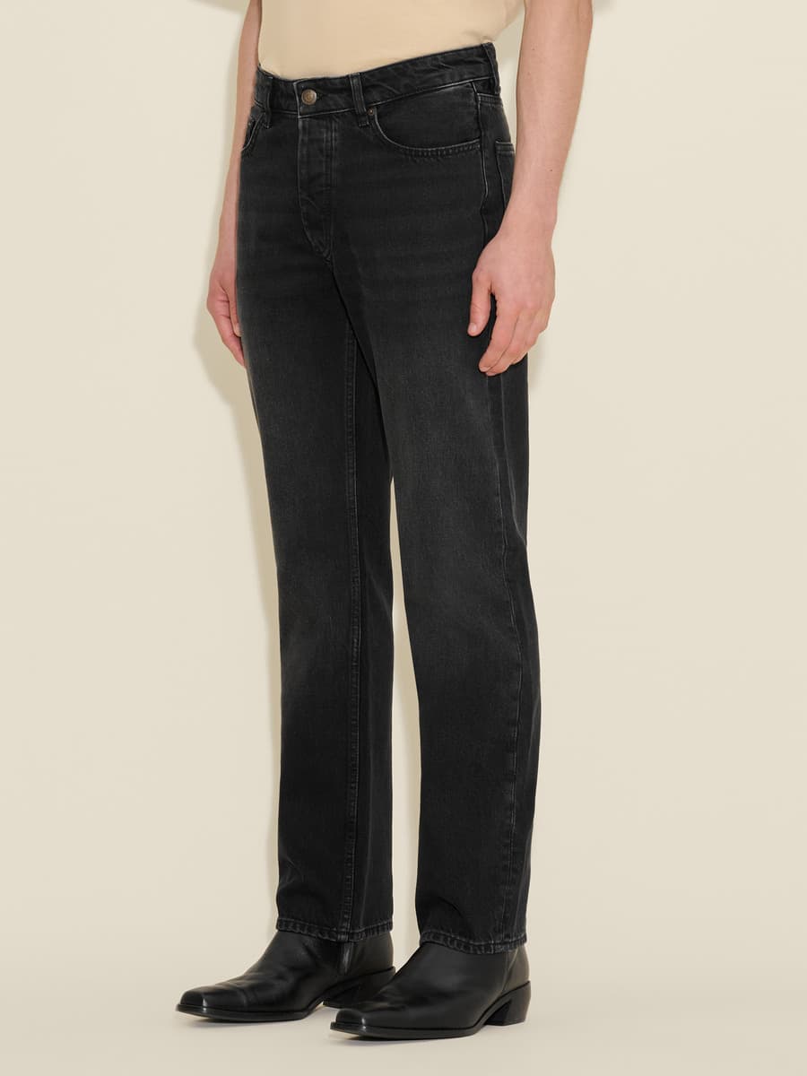 M Regular Jeans