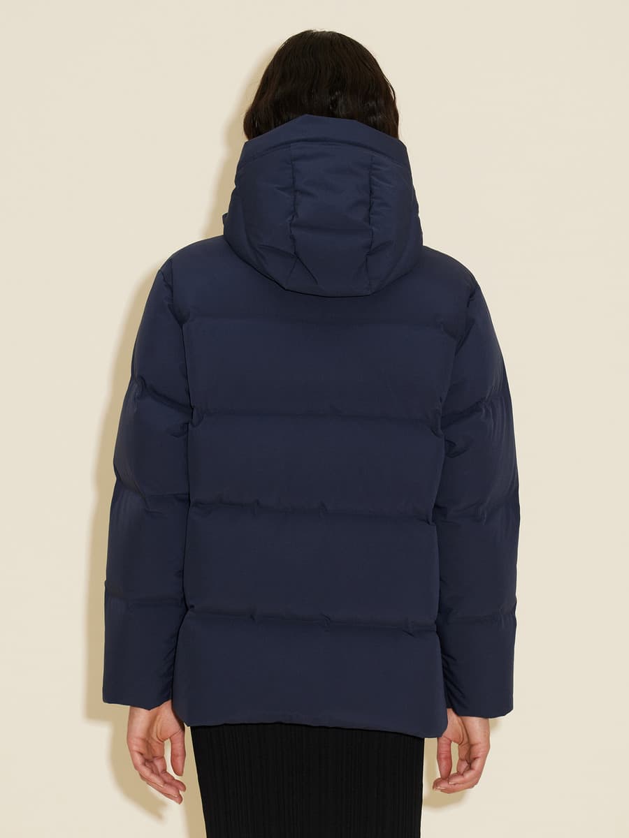 Besseggen Down Jacket