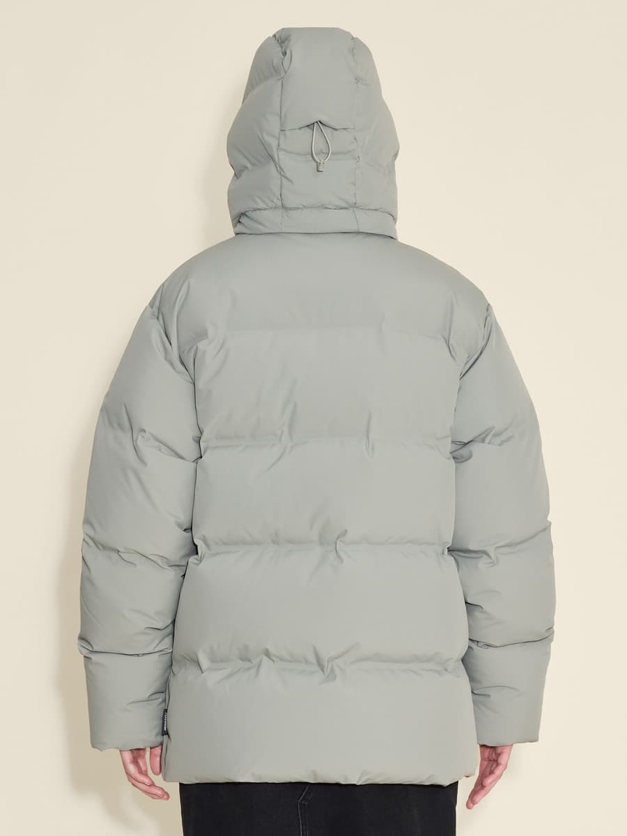 Besseggen Down Jacket