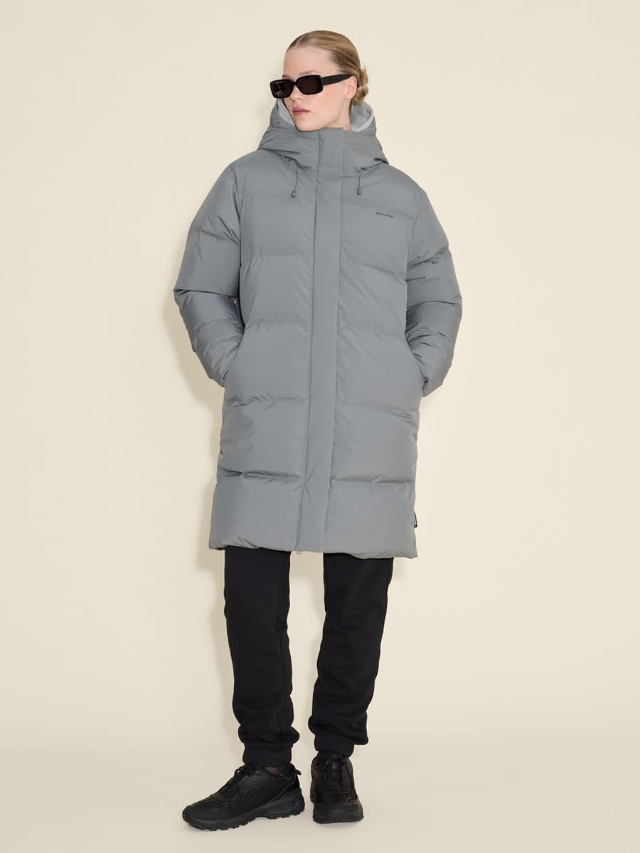 Loen Down Jacket