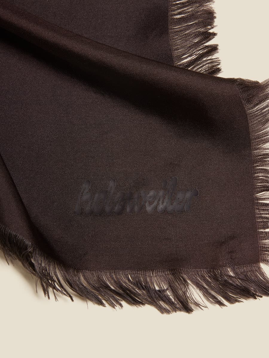 Fine Scarf Solid Fringed